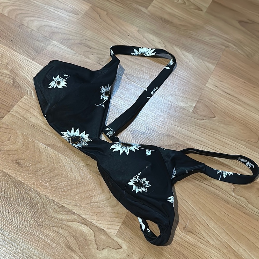 RVCA bikini Top